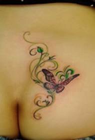 tatouage de papillon d'art gracieux