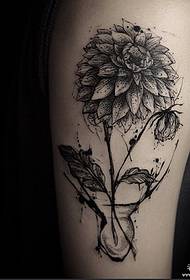 Velké paže evropské a americké květinové linie stříkající inkoust tetování vzor