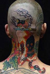 patró de tatuatge de gat samurai al coll