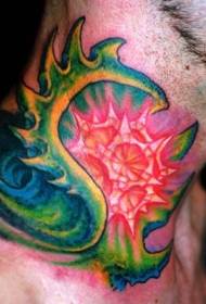 цветна сюрреалистична арт татуировка на шията
