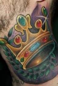 шема на тетоважа на круни со различни бои дијаманти на вратот