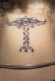nek swart gevleuelde simbool tattoo patroon