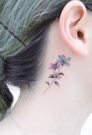 kanak-kanak perempuan leher kelihatan baik Bunga dicat tatu corak