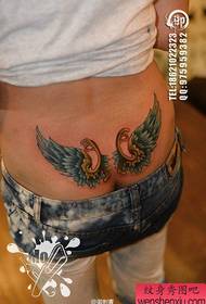 natiche di bellezza piuttosto popolari ali tatuaggio modello
