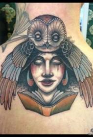 personaliti leher dicat corak tatu gadis burung hantu
