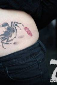 ragazza belly bella tinta pop modello di tatuaggi di crab