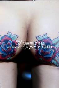 graciös sexig hip rose tatuering mönster