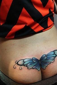 gadis pinggul gambar sayap tato abstrak