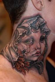 tatuaggio colorato rotto bambola sul collo maschile
