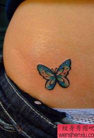 frumusețe abdomen mic și frumos model de tatuaj fluture