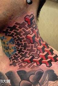 corak tatu abstrak leher