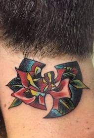 szyja w starym stylu wzór osobowości tatuaż kwiatki