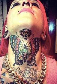 modello tatuaggio farfalla collo
