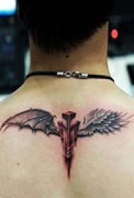 Iimpawu zoBuntu be-Wings Neck tattoo