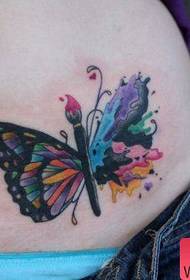 女孩的腹部好看的蝴蝶翅膀紋身圖案