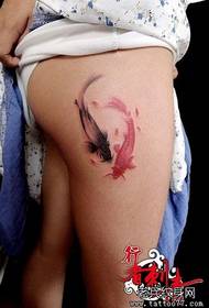 γυναίκα ισχίου όμορφη μελάνι ζωγραφική καλαμάρι μοτίβο τατουάζ