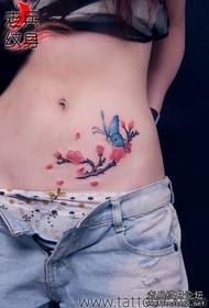modello di tatuaggio farfalla ventre colore ciliegia fiore
