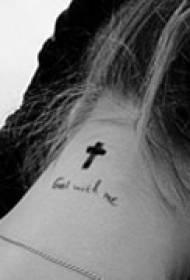 nouveau tatouage graphique au cou