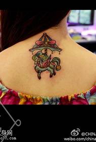 жіночий колір шиї карусель татуювання візерунок