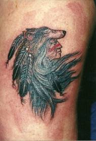 Çiyin rəngi Hindistan və Wolf Head Tatu şəkil