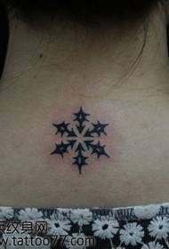 Caj dab zam totem snowflake tattoo qauv