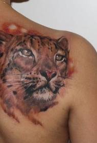 gizonezkoen sorbalda kolore errealista tigre burua tatuaje