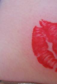 patrón de tatuaje: impresionante patrón de tatuaje de impresión de labios de cuello de belleza