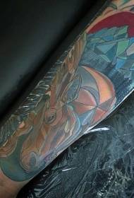 cabeza de alces de cor de brazo e patrón de tatuaxe de bosque de montaña