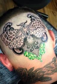 αρσενικό κεφάλι χρωματισμένο μεγάλο μοτίβο πεταλούδα και διαμάντι τατουάζ
