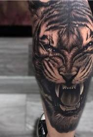 umlenze oqinisekileyo wesitayela sombala umbala we-tiger yentloko tattoo