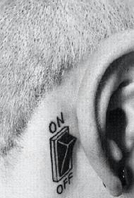 Tatuaggio con interruttore della personalità del collo 32585- bellissimo tatuaggio cometa dall'aspetto semplice sul collo