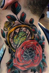 vrat džep sat ruža uzorak tetovaža