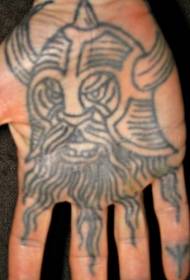 modèle de tatouage de guerrier Viking en colère à la main