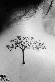 Vzorec tatoo vratu totem drevesa