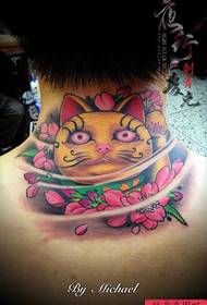 patrún tattoo cat-ádh baineann baineann ag muineál 33672 - patrún tattoo Diamond beag ar mhuineál an chailín