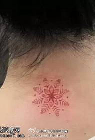 padrão de tatuagem fresca e elegante de beleza pescoço