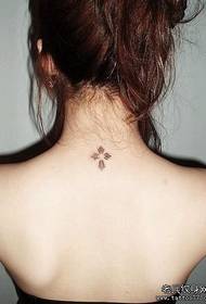 महिला गर्दन छोटे ताजा टैटू पैटर्न