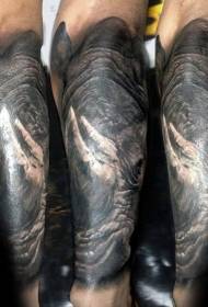 팔 검은 회색 현실적인 큰 코뿔소 머리 문신 패턴