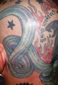 ຮູບແບບ tattoo ຫົວ cobra ຜູ້ຊາຍ