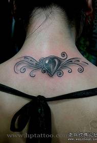 Tattoo-patroan foar hals: Beauty-leafde-tattoo-patroan