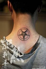 Geometrická čiara Pentagram Tattoo Pattern