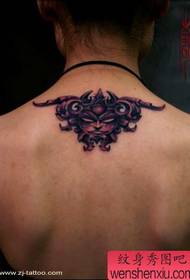 tatuatge de sol fantasma al coll totem tatuatge de la cara