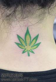 modello di tatuaggio foglia colore collo bellezza