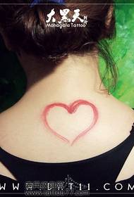 patrón de tatuaje de amor de cuello de una niña