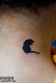 颈部猫纹身图案
