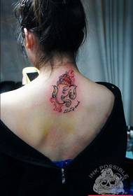 Jenter hals populær popfarge elefant gud tatoveringsmønster