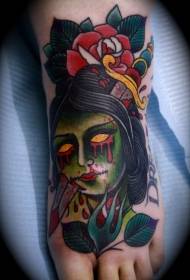 instep âlde styl styl bloedige zombie kop tattoo patroan