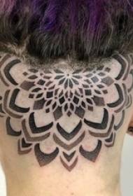 fej tetoválás minta fiúk fej fekete virág tetoválás képek