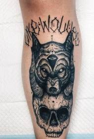 vitelli neri Testa di lupo raccapricciante e modello di tatuaggio lettera