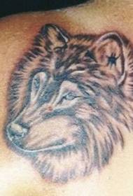 costas lobo marrom cabeça tatuagem padrão